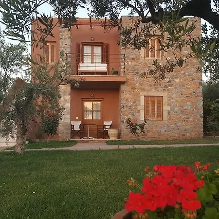 Liotrivi Historical Mansion And Boutique Монемвазия