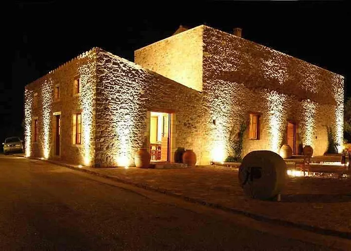 Отель Liotrivi Historical Mansion And Boutique