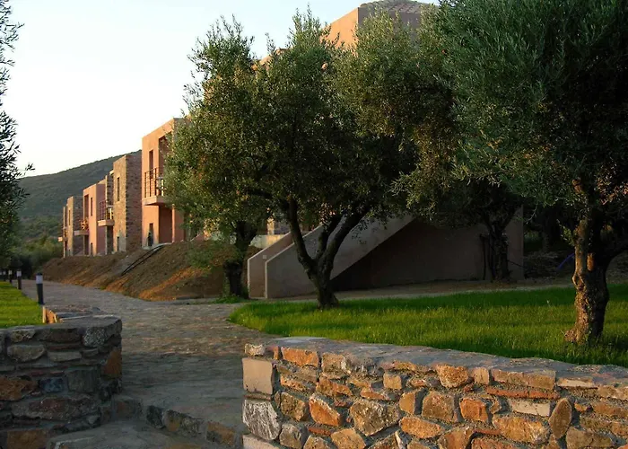 Liotrivi Historical Mansion And Boutique Отель Монемвазия