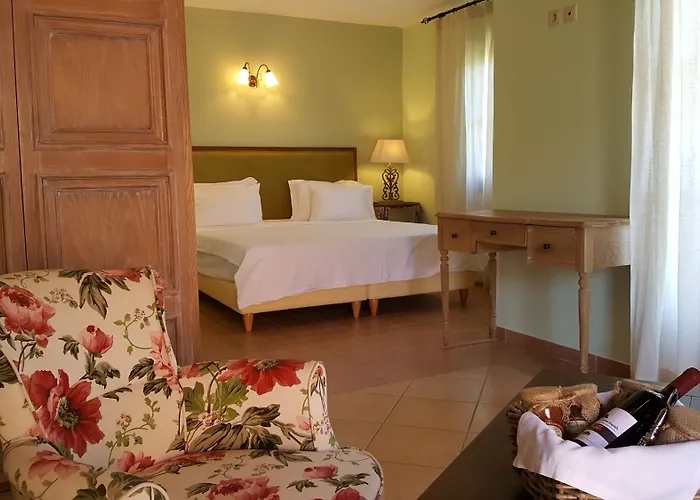 Отель Liotrivi Historical Mansion And Boutique Монемвазия