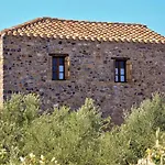 Liotrivi Historical Mansion And Boutique