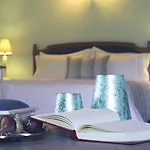 Liotrivi Historical Mansion And Boutique Hotel