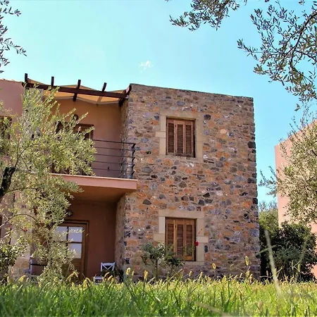 Ξενοδοχείο Liotrivi Historical Mansion And Boutique 4*