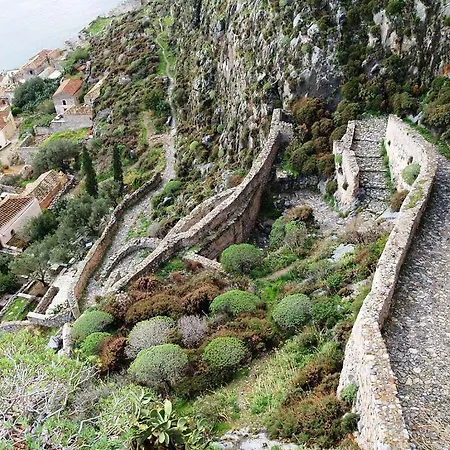 Ξενοδοχείο Liotrivi Historical Mansion And Boutique Μονεμβασιά