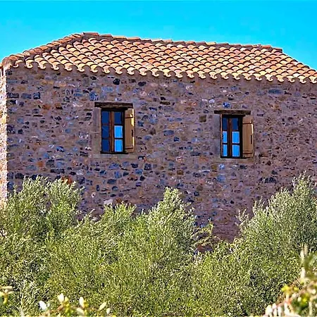 Hotel Liotrivi Historical Mansion And Boutique