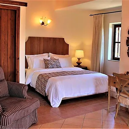 Liotrivi Historical Mansion And Boutique 4* Monemvasía