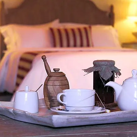Liotrivi Historical Mansion And Boutique 4*