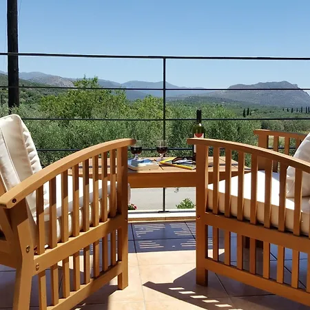Liotrivi Historical Mansion And Boutique Hotel 4*