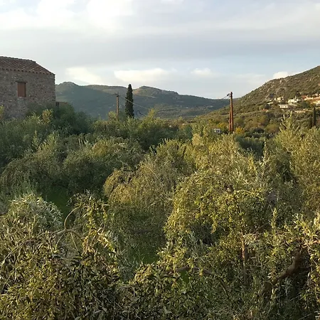Liotrivi Historical Mansion And Boutique 4*