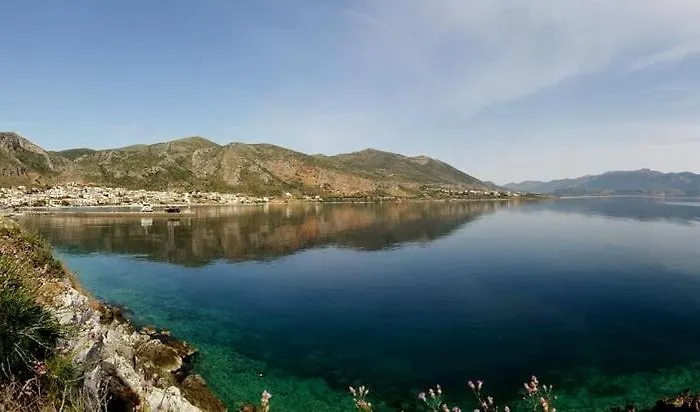 Liotrivi Historical Mansion And Boutique ホテル モネンバシア