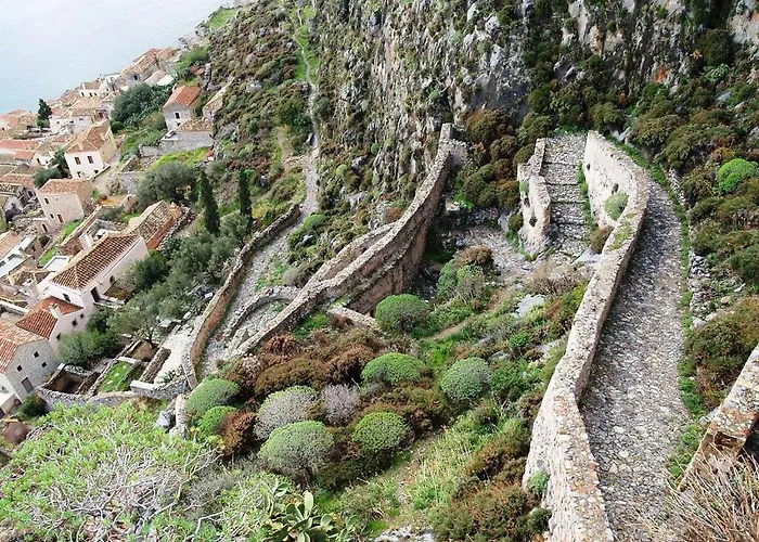 Ξενοδοχείο Liotrivi Historical Mansion And Boutique Μονεμβασιά