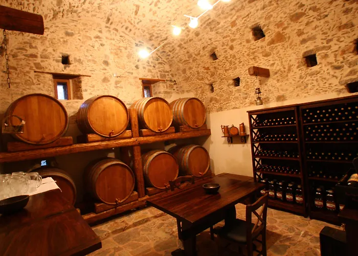 Liotrivi Historical Mansion And Boutique 4*