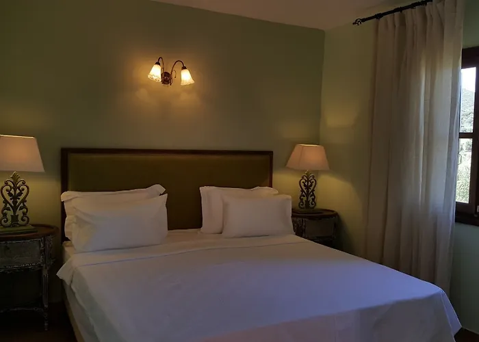 Liotrivi Historical Mansion And Boutique 4* Μονεμβασιά