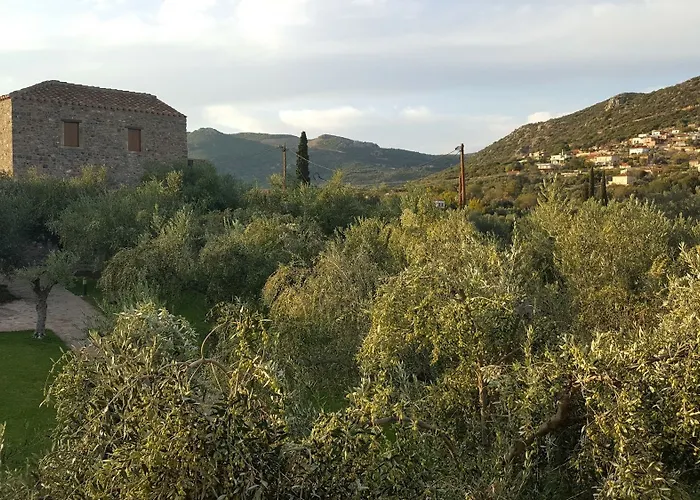 Liotrivi Historical Mansion And Boutique 4*