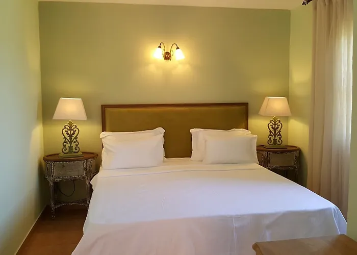 Ξενοδοχείο Liotrivi Historical Mansion And Boutique 4*